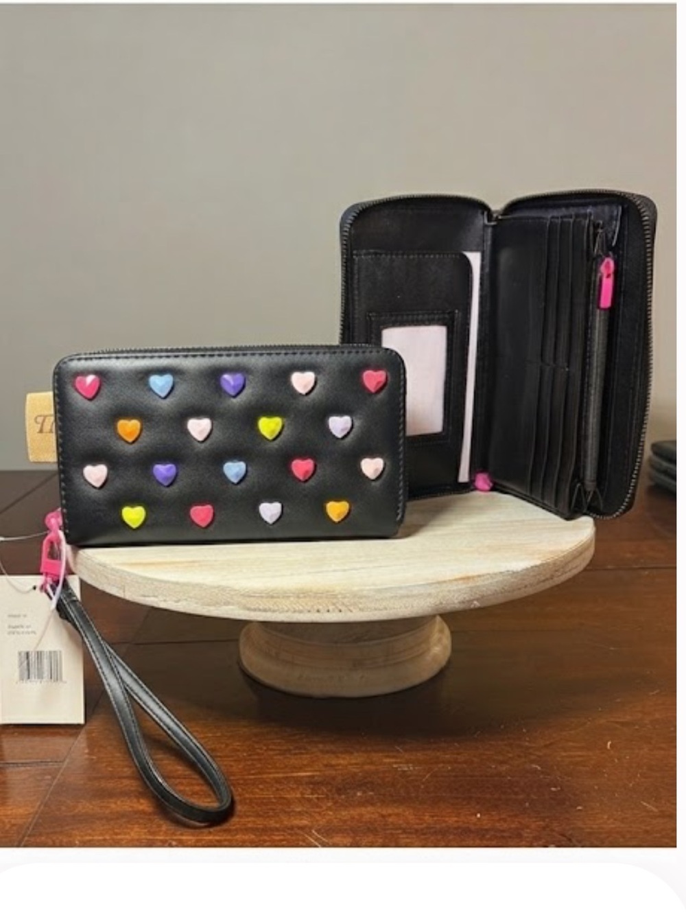NWT Betsey Johnson  3D  Candy Heart Studded Zip Around Wristlet Wallet Y2K